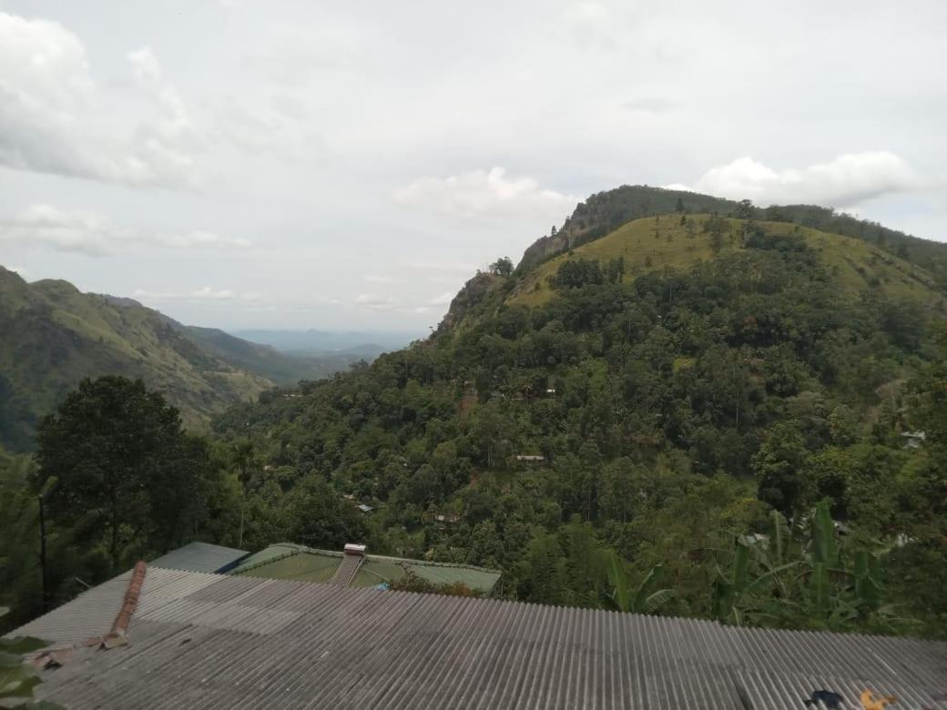 Divine View Homestay Ella Ngoại thất bức ảnh