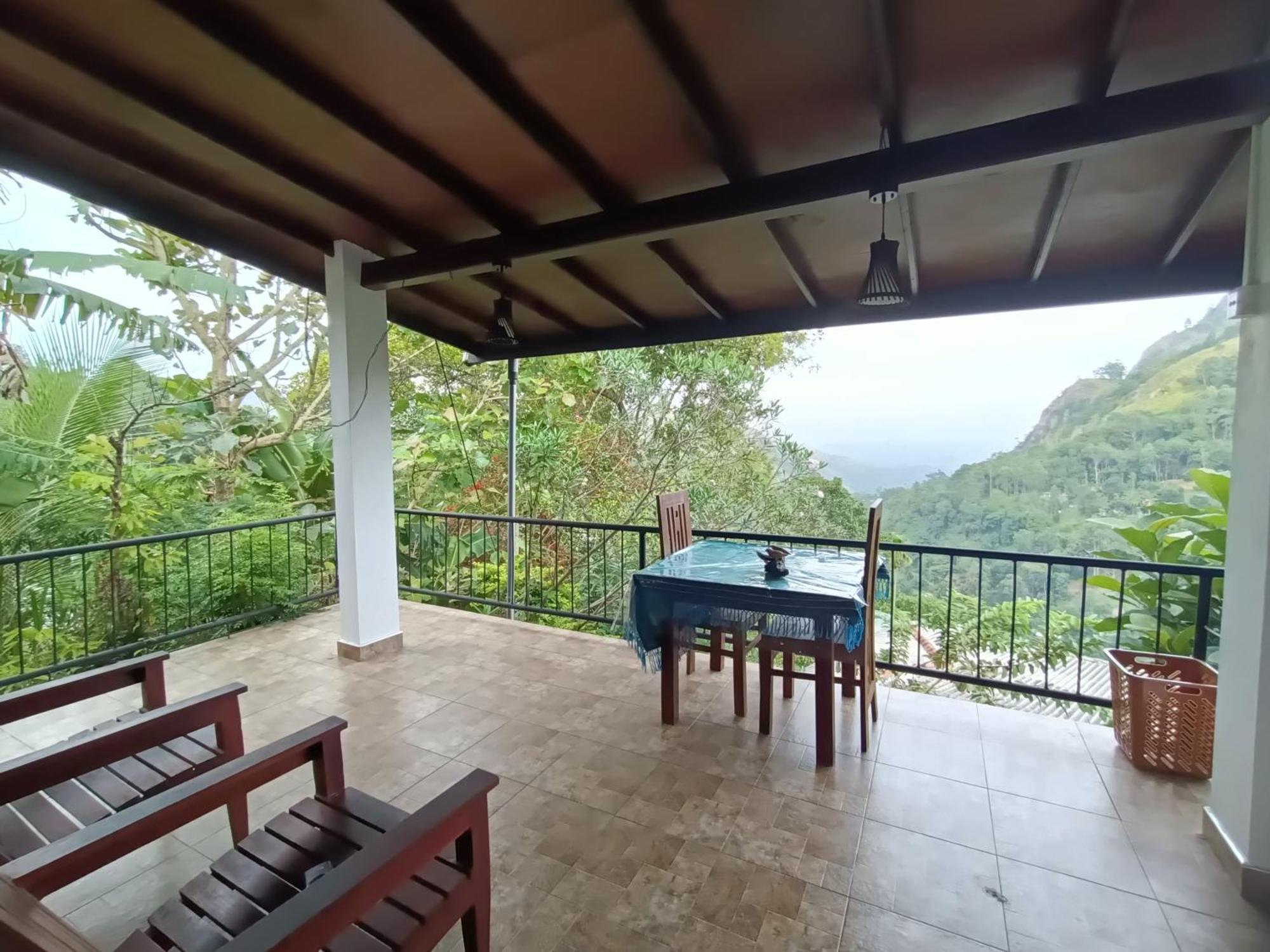 Divine View Homestay Ella Ngoại thất bức ảnh