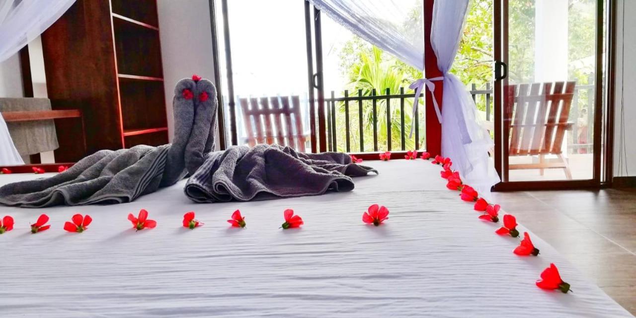 Divine View Homestay Ella Ngoại thất bức ảnh